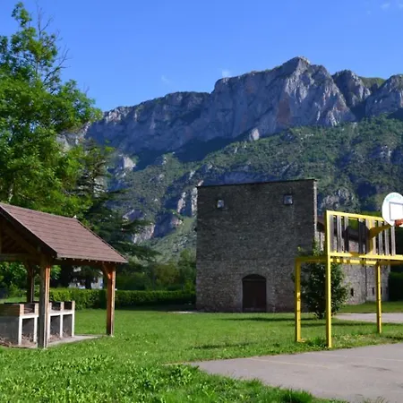 Semesteranläggning (resort) Les Cabannes 3p 7 *